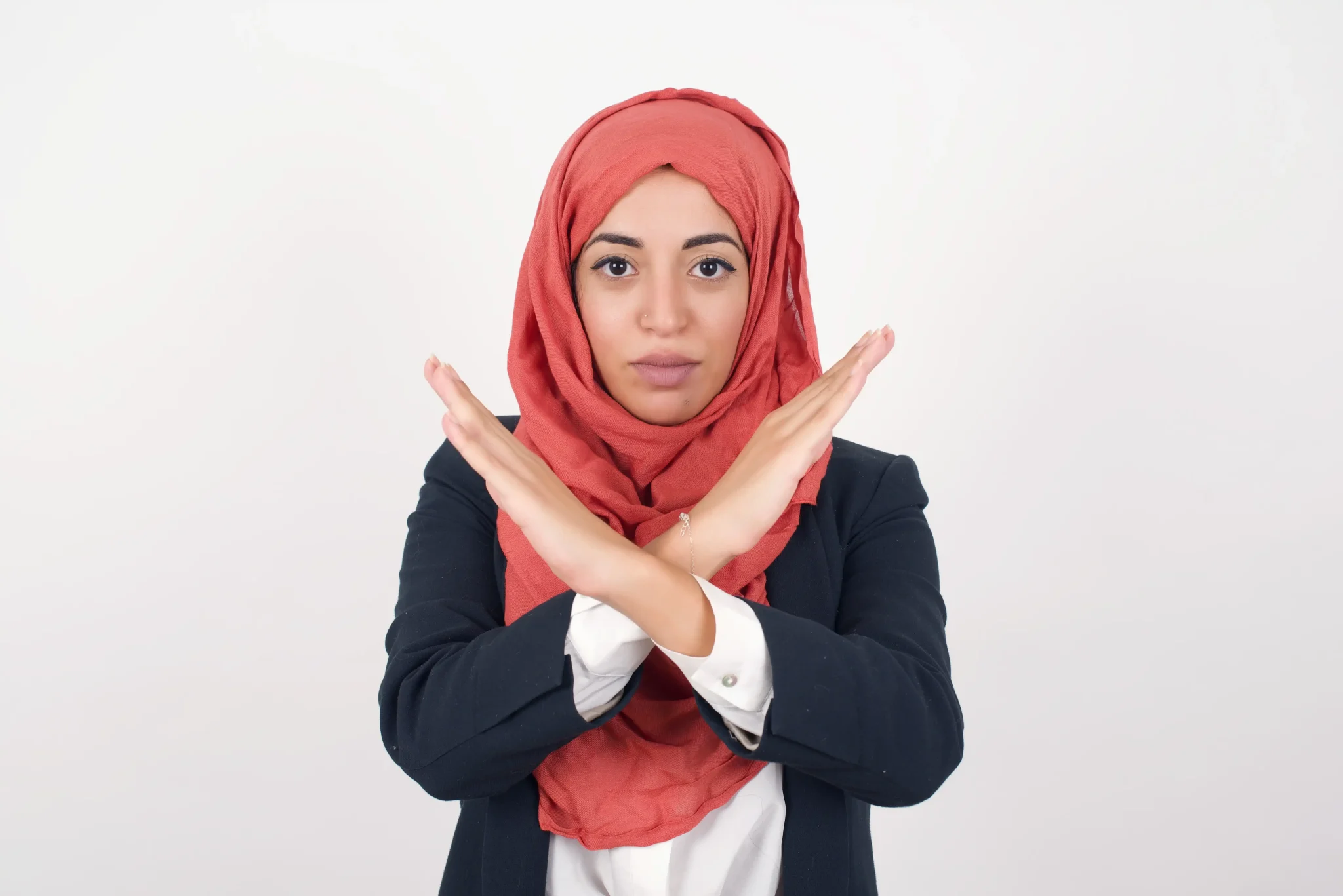 Suggestions-to-Avoid-Riba-in-Gold-Transactions-2048x1367.webp Suggestions-to-Avoid-Riba-in-Gold-Transactions-2048x1367.webp